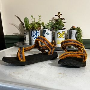 TEVA Original Universal